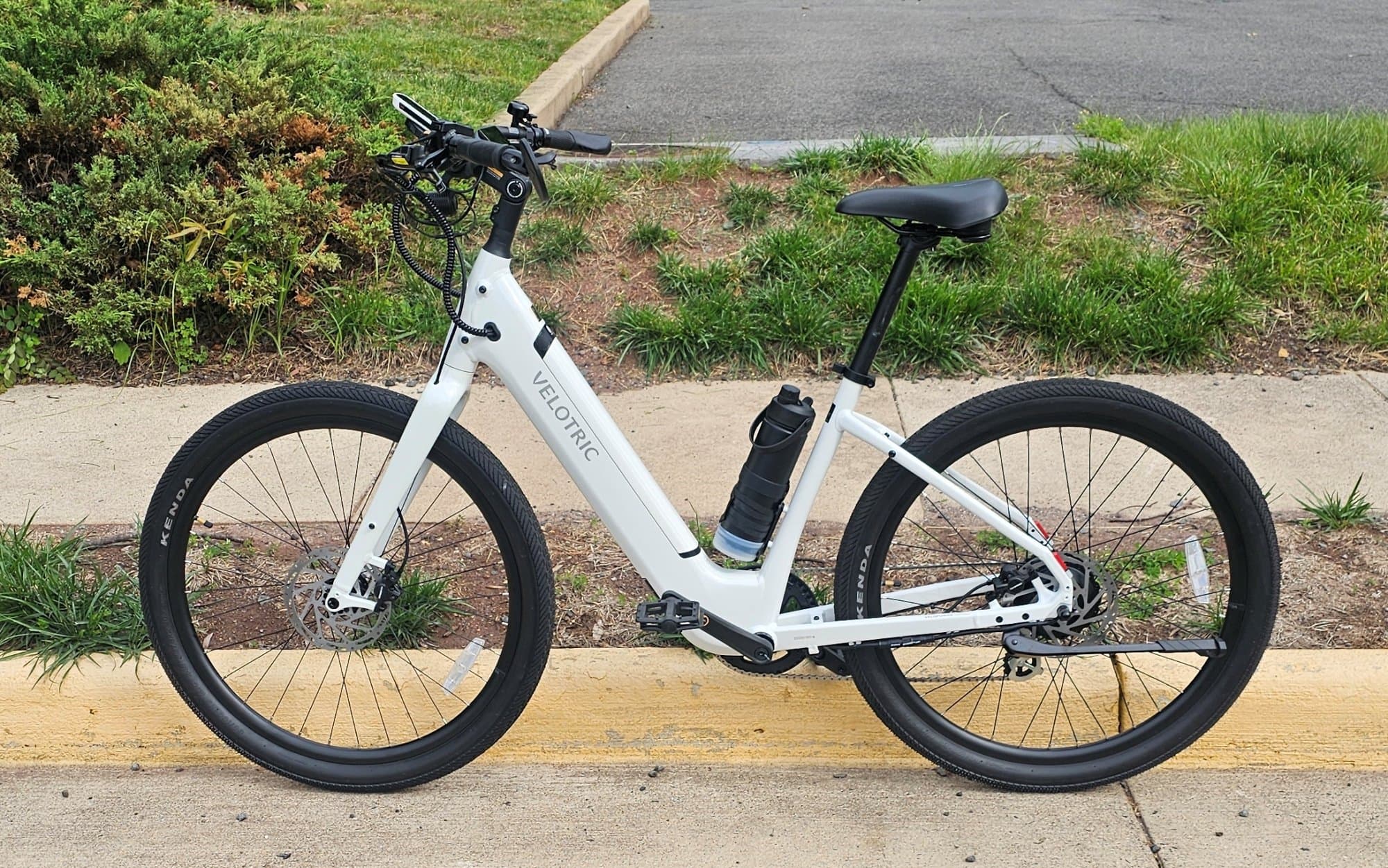 VELOTRIC Breeze 1
